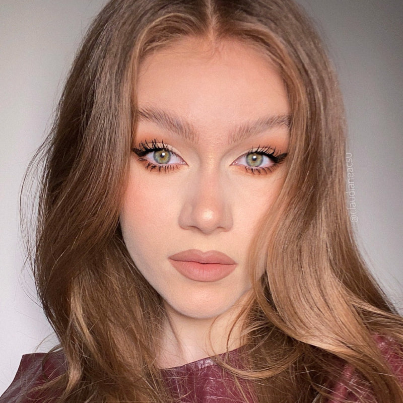Beauty Insiders with Claudia Neacsu